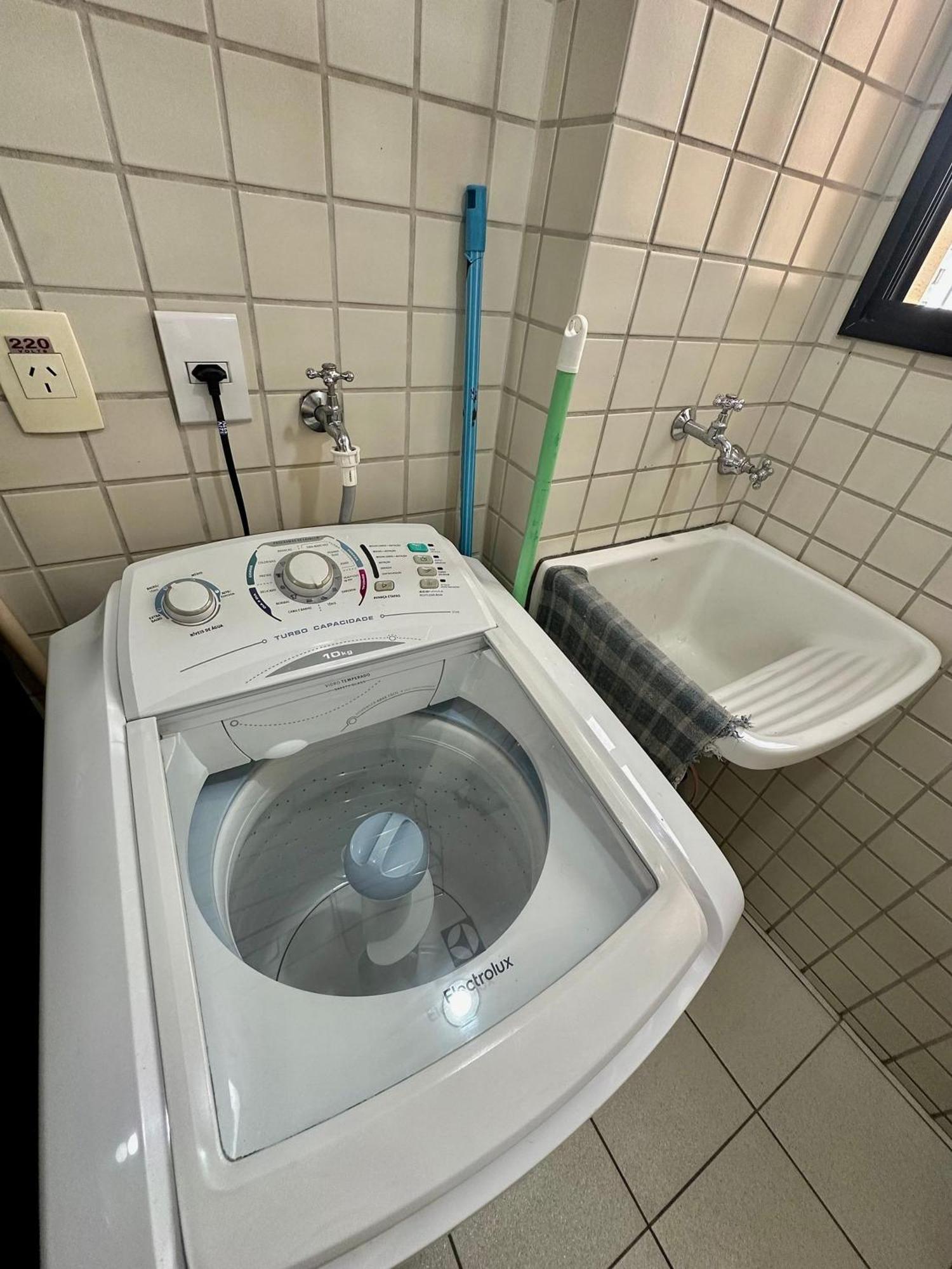Apartamento Moema C Limpeza E Garagem 02 Dts - Uh72 São Paulo